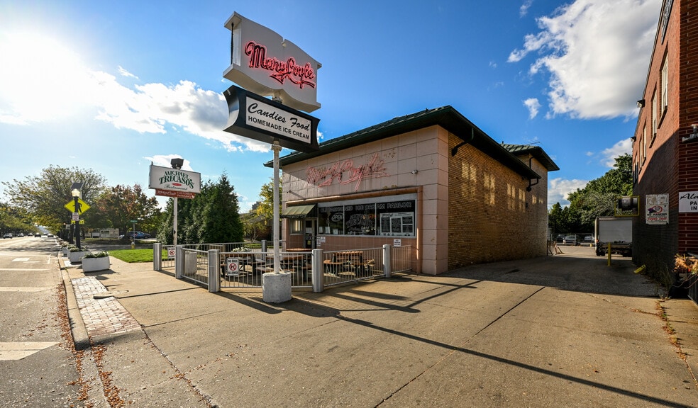 780 W Market St, Akron, OH for sale - Building Photo - Image 2 of 44