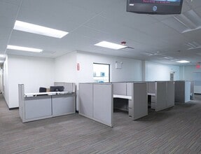 48-23 55th Ave, Maspeth, NY for lease Interior Photo- Image 2 of 5