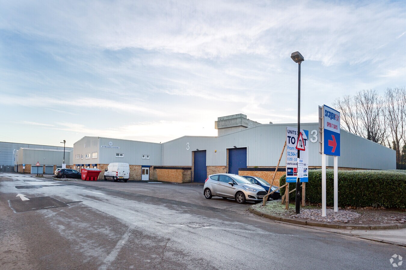 Aldridge Rd, Birmingham, WMD B42 2TX