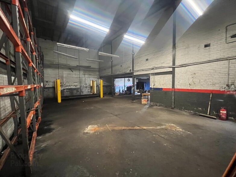 161-163 Clandeboye Rd, Bangor for sale - Interior Photo - Image 2 of 3