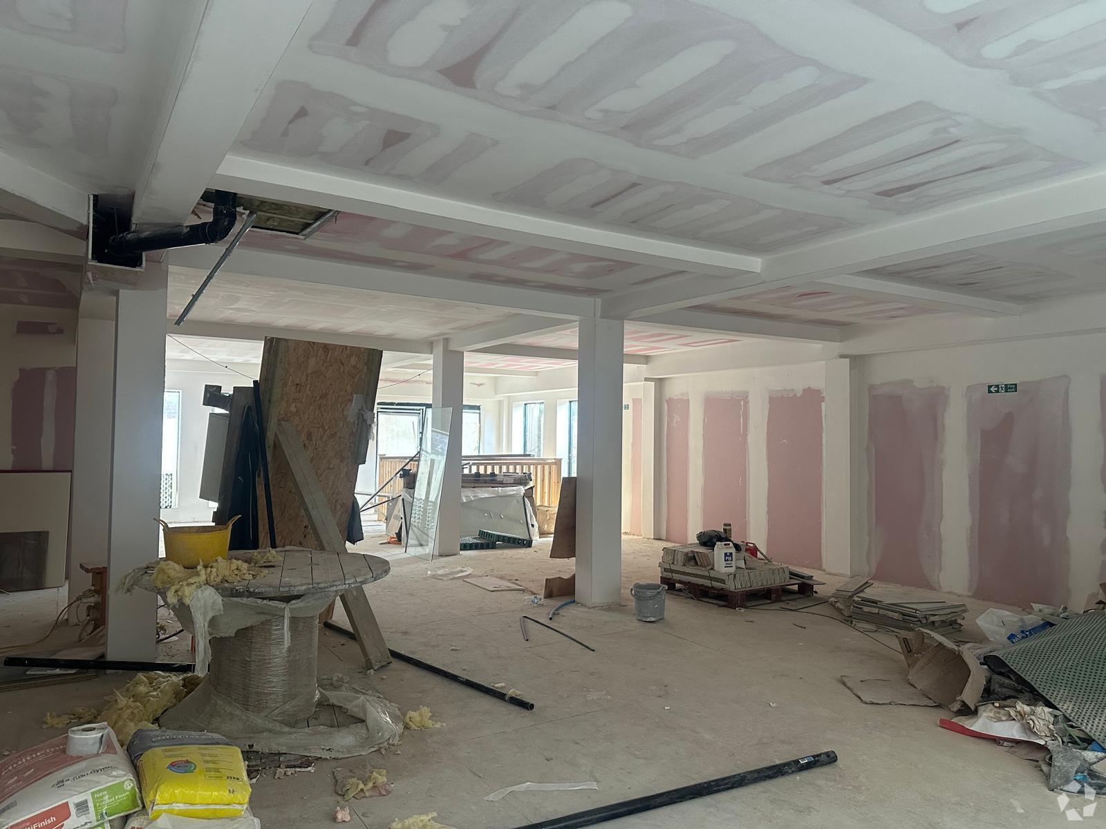 16-18 Shenley Road, Borehamwood for lease Interior Photo- Image 1 of 3