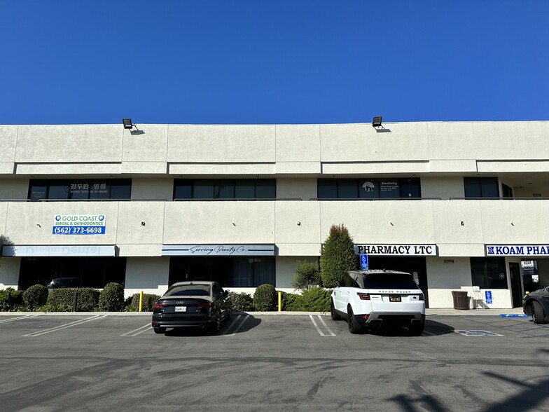 18102 Pioneer Blvd, Artesia, CA for lease - Building Photo - Image 3 of 4