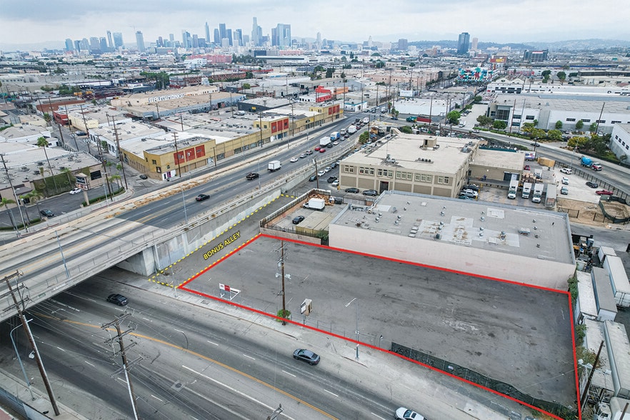 2415 E Washington Blvd, Los Angeles, CA for sale - Building Photo - Image 1 of 3