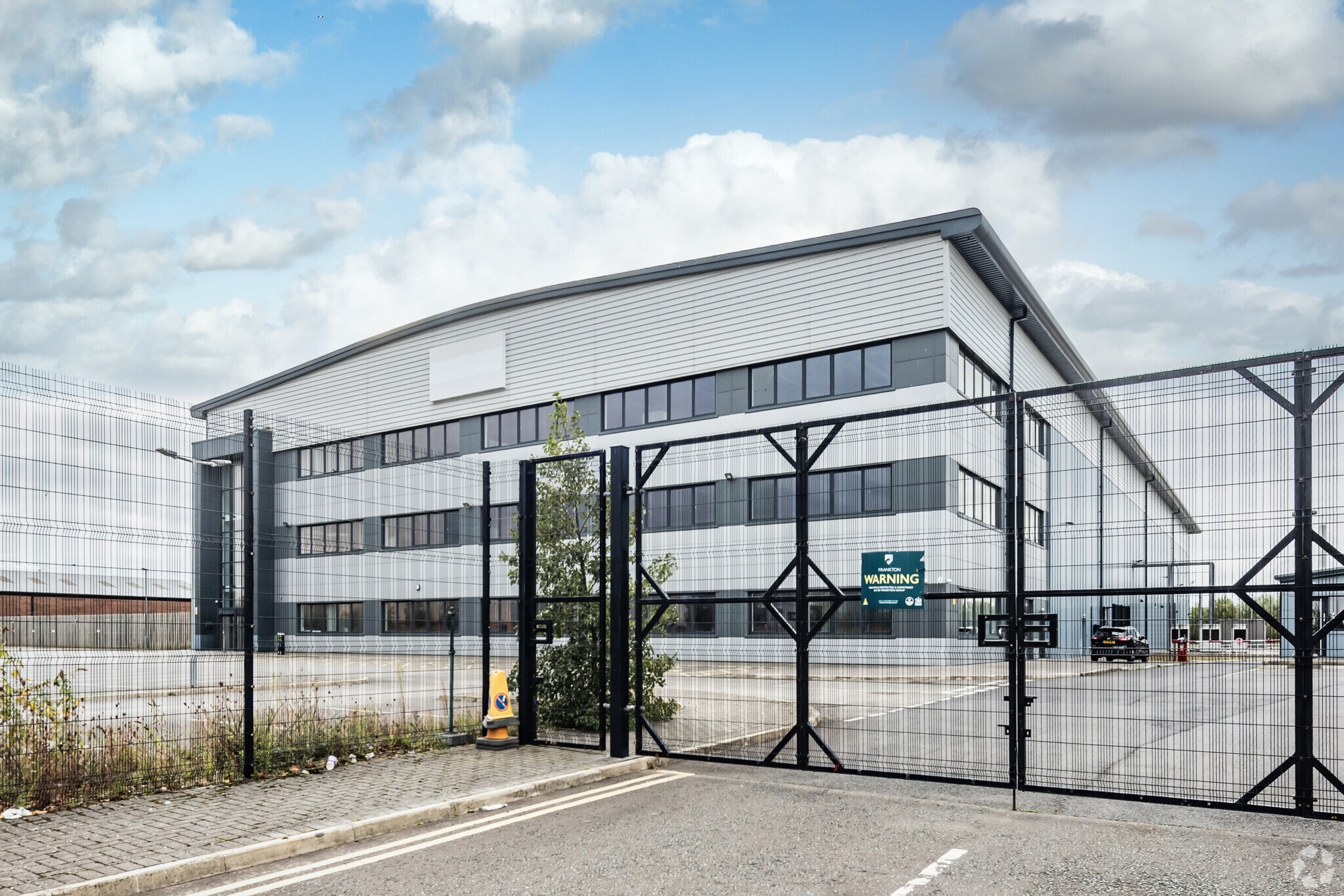 Dennis Rd, Widnes for sale Primary Photo- Image 1 of 1