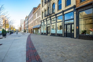 More details for 17-19 E Court St, Cincinnati, OH - Retail for Lease