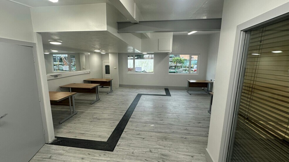 Ryecroft St, Ashton Under Lyne, OL7 0BY Industrial for Lease