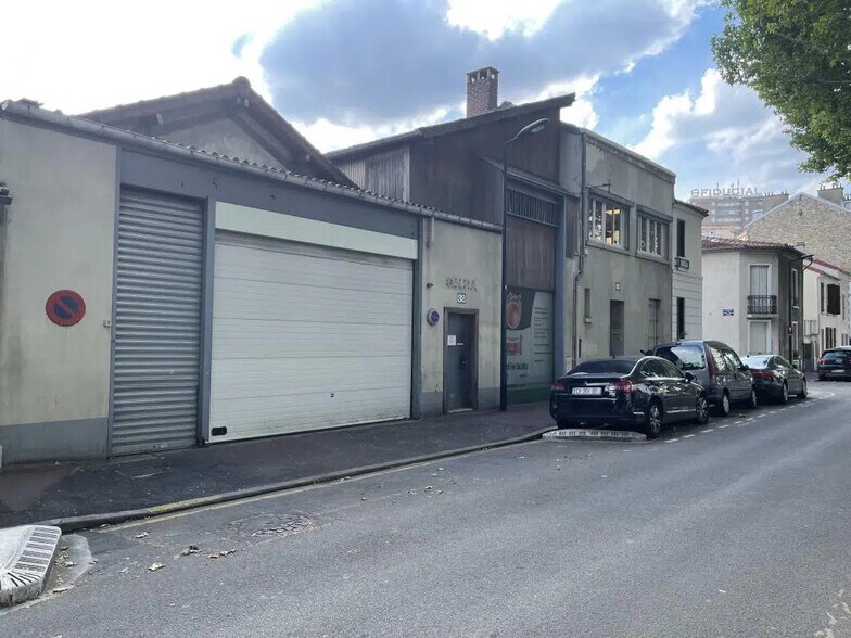 Industrial in Malakoff for sale - Building Photo - Image 1 of 13