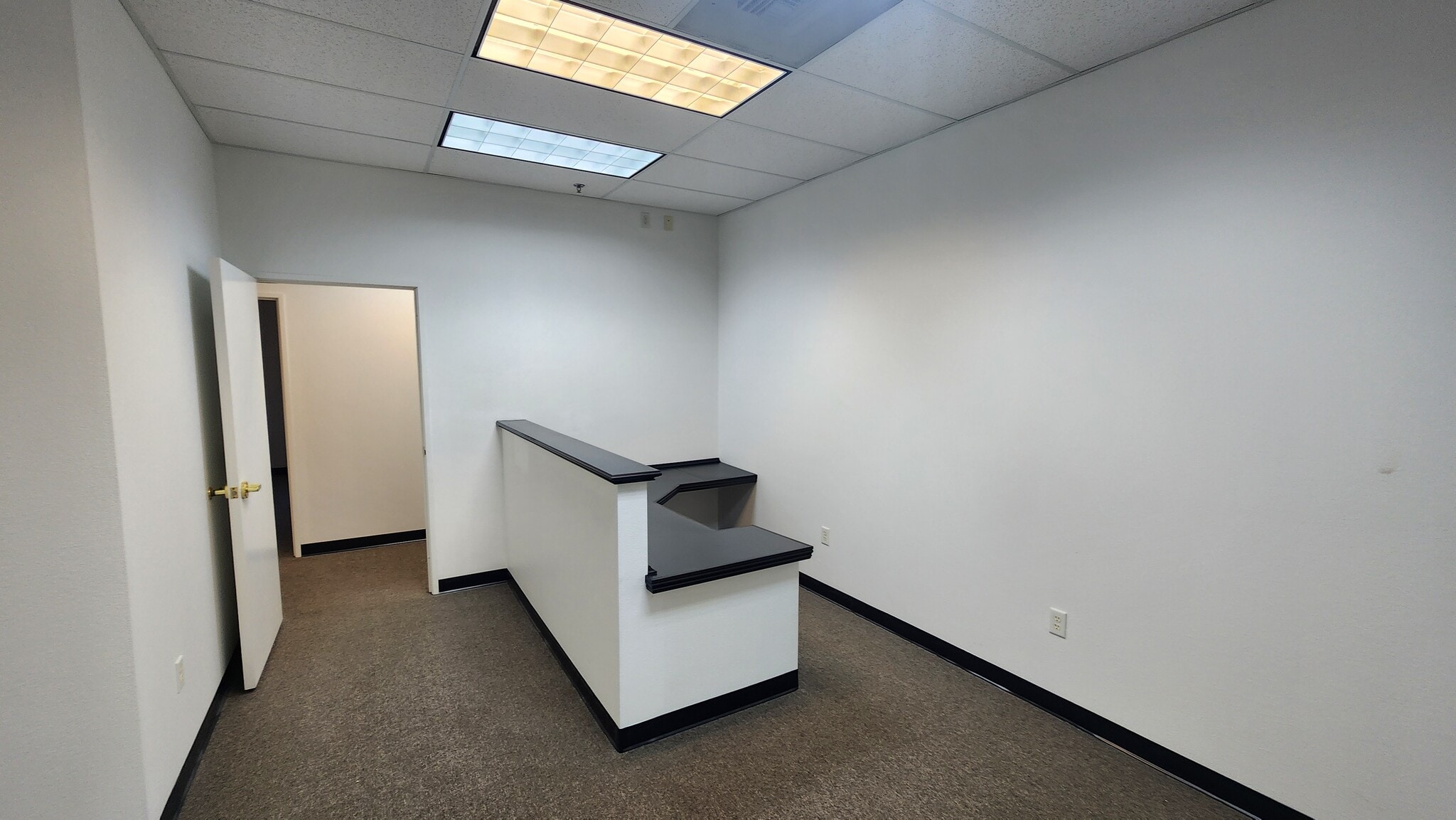 150 N Durango Dr, Las Vegas, NV for lease Interior Photo- Image 1 of 10