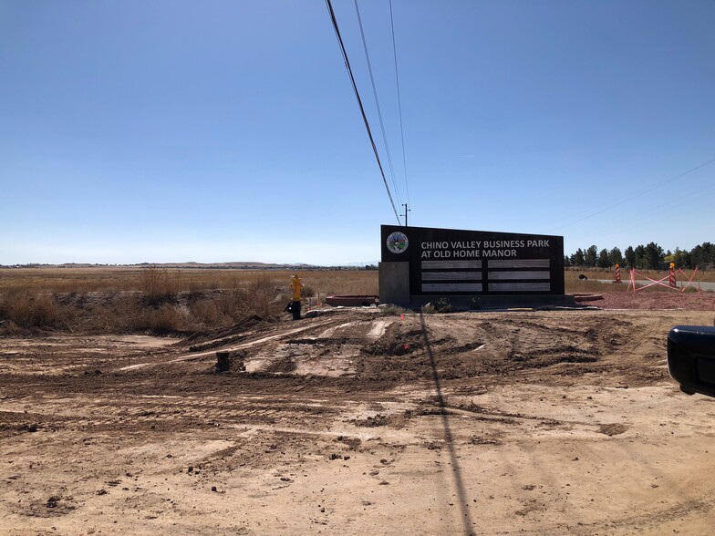 3926 Shooting Range Rd, Chino Valley, AZ for lease - Building Photo - Image 1 of 1