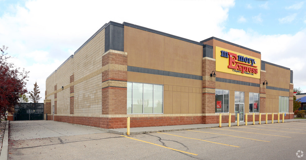 13629 St Albert Trl, Edmonton, AB for lease - Building Photo - Image 2 of 2