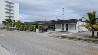 837-843 Miramar St, Cape Coral FL - Storefront Property