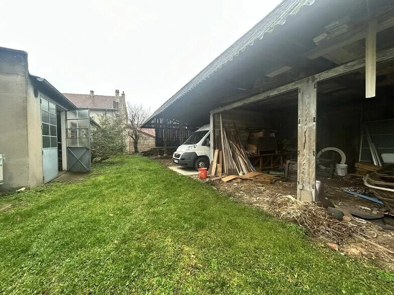 Flex in Champforgeuil for sale - Building Photo - Image 3 of 5