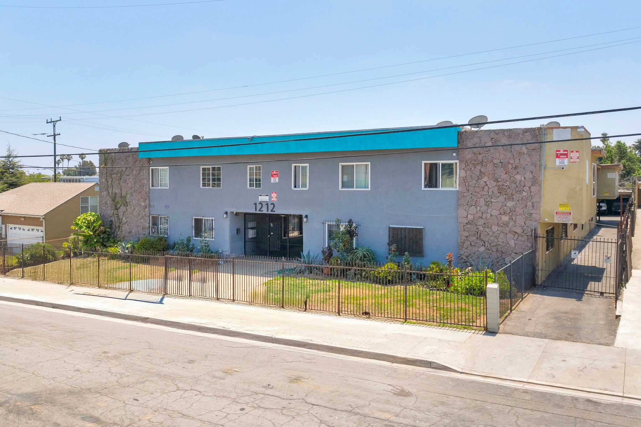 1212 W 107th St, Los Angeles, CA for sale Building Photo- Image 1 of 16