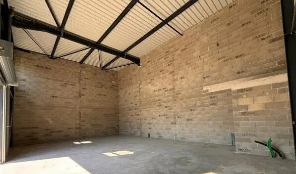 Flex in Vedène for sale - Interior Photo - Image 2 of 3