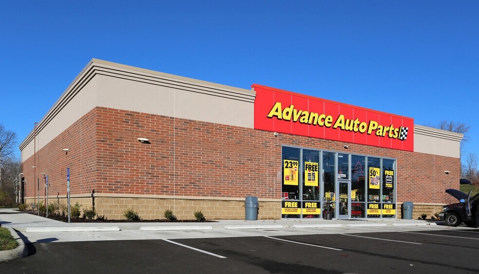 1035 Mohawk St, Utica, NY 13501