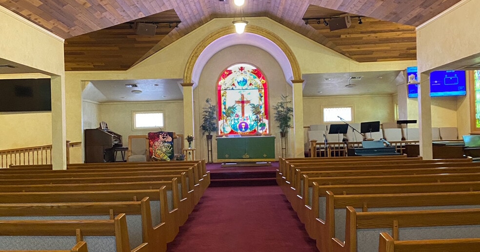 1301 Oak St, Paso Robles, CA for lease - Primary Photo - Image 1 of 3