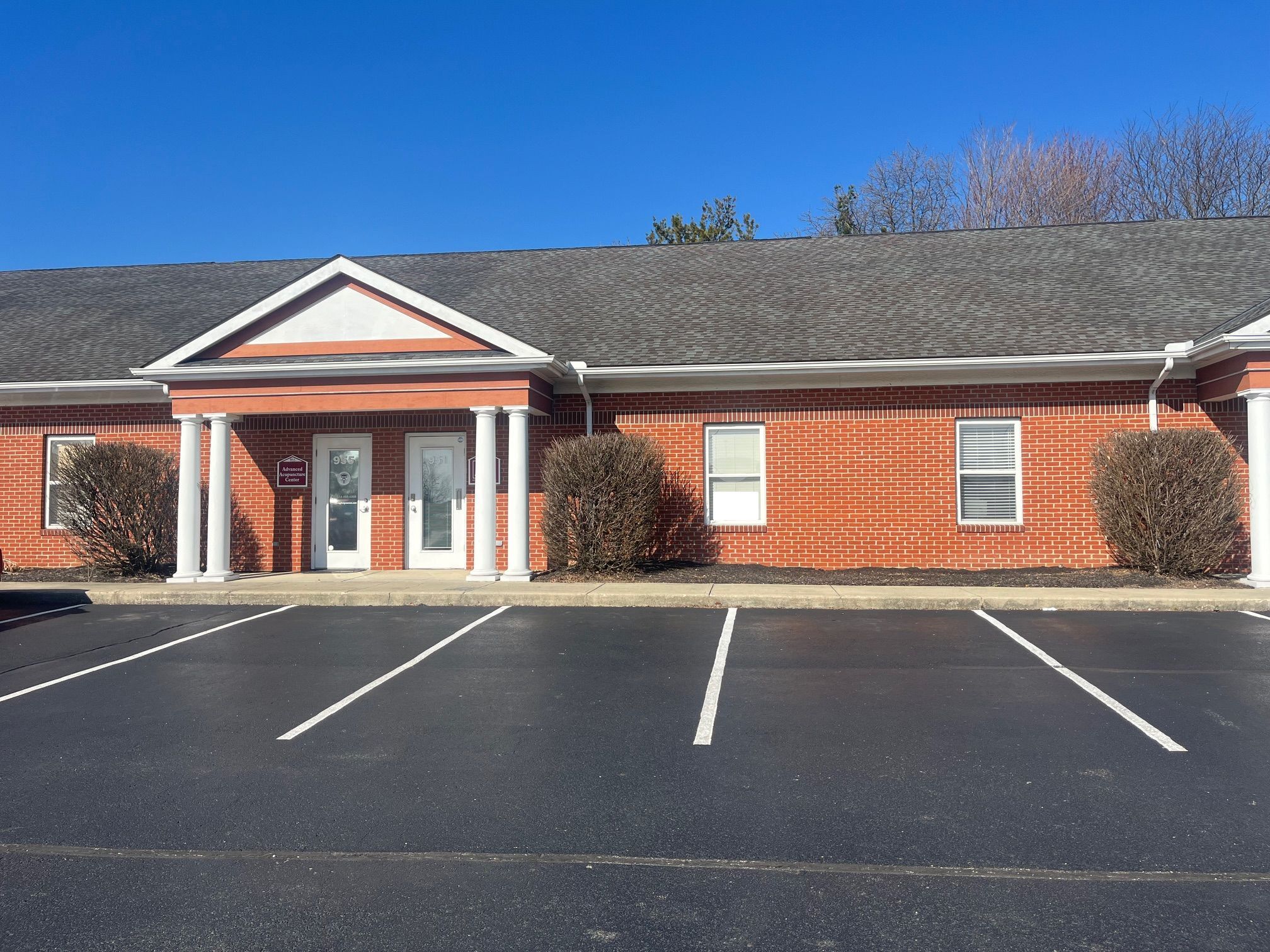 951 Worthington Woods Loop Rd, Columbus, OH for sale Building Photo- Image 1 of 1