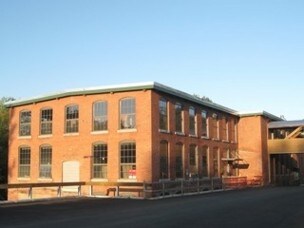 110 W Canal St, Winooski, VT for lease - Primary Photo - Image 1 of 3