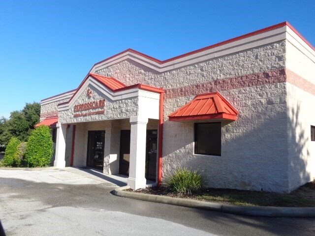 2010-2020 Nightingale Ln, Tavares, FL for sale - Building Photo - Image 1 of 1