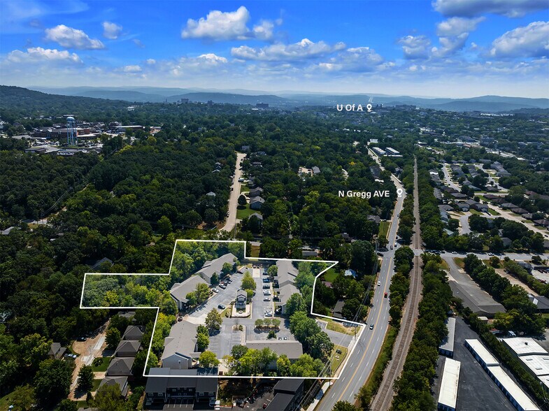 1782 N Gregg Ave, Fayetteville, AR 72703 Candlelight Place Apartments