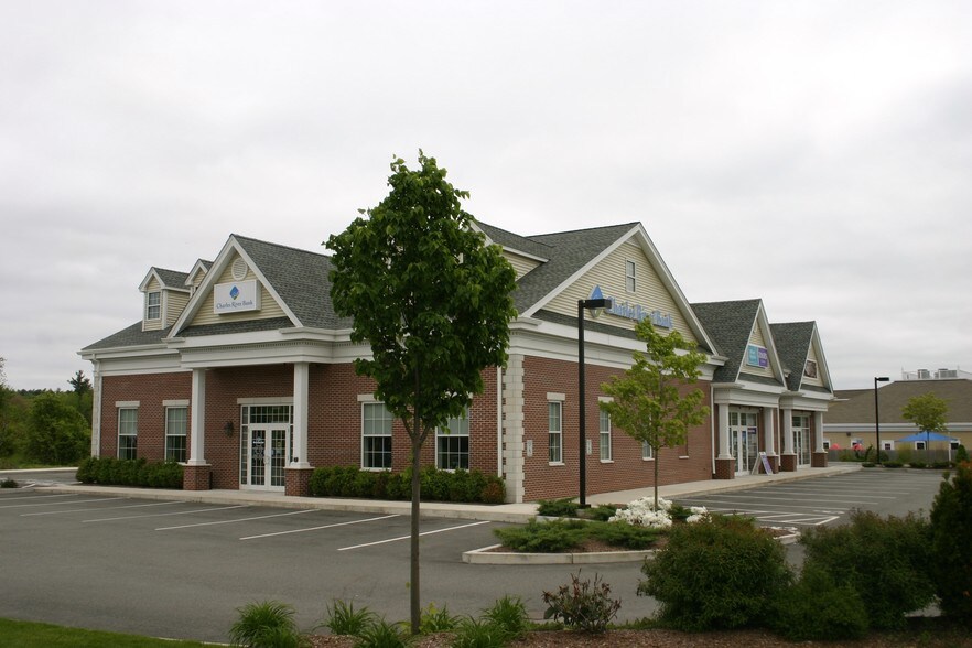 2 S Maple St, Bellingham, MA for sale - Primary Photo - Image 1 of 1