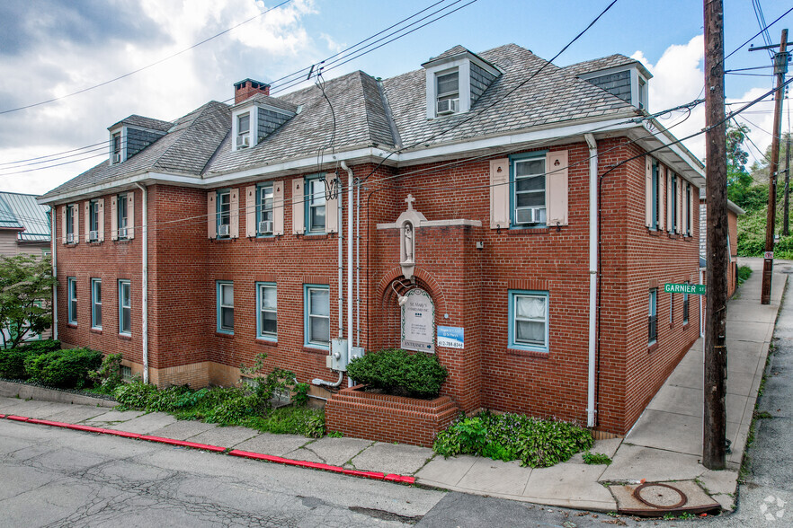 211 Garnier St, Pittsburgh, PA for sale - Building Photo - Image 1 of 5