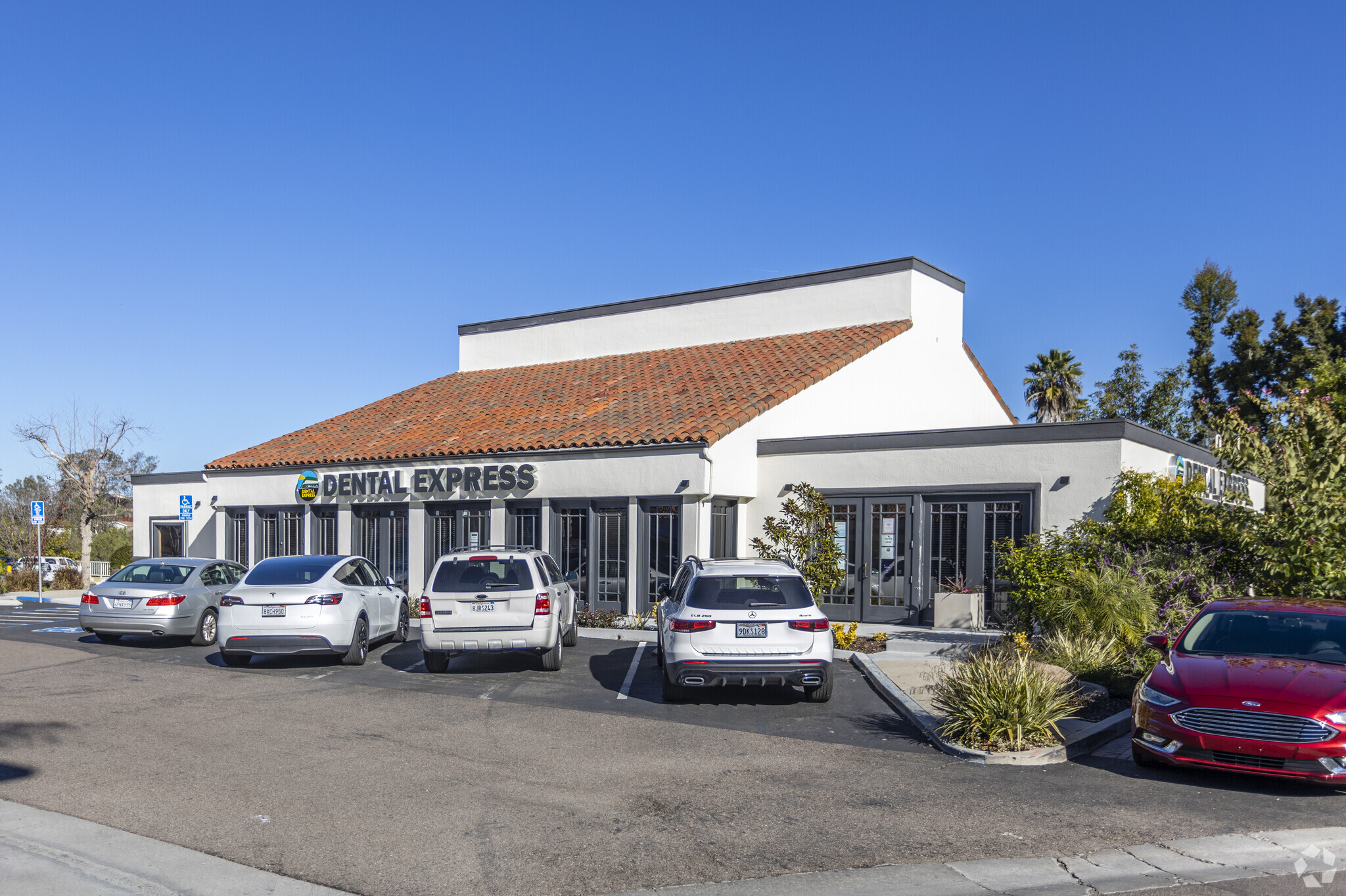 15717 Bernardo Heights Pky, San Diego, CA for lease Building Photo- Image 1 of 6