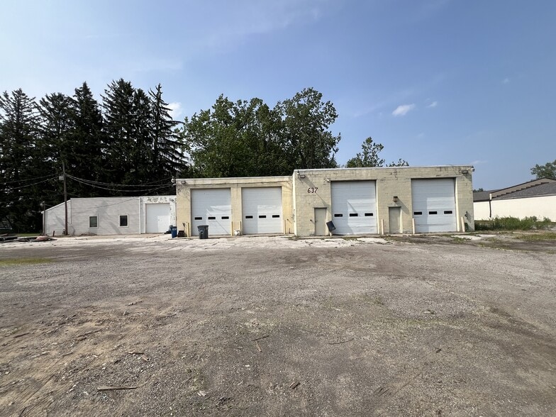637 Elmdale Rd, Toledo, OH for sale - Building Photo - Image 3 of 6