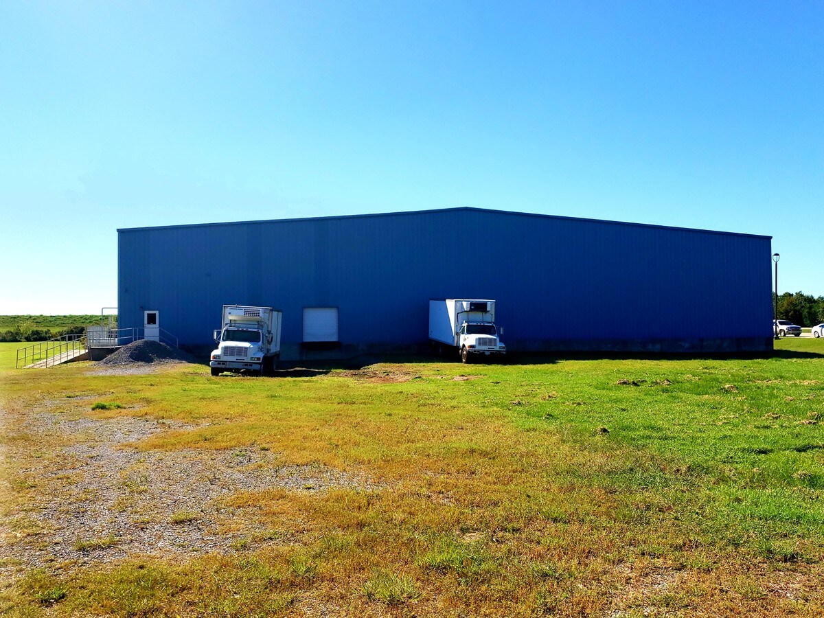 1841 S Alex Plaisance Blvd, Golden Meadow, LA 70357 Cold Storage
