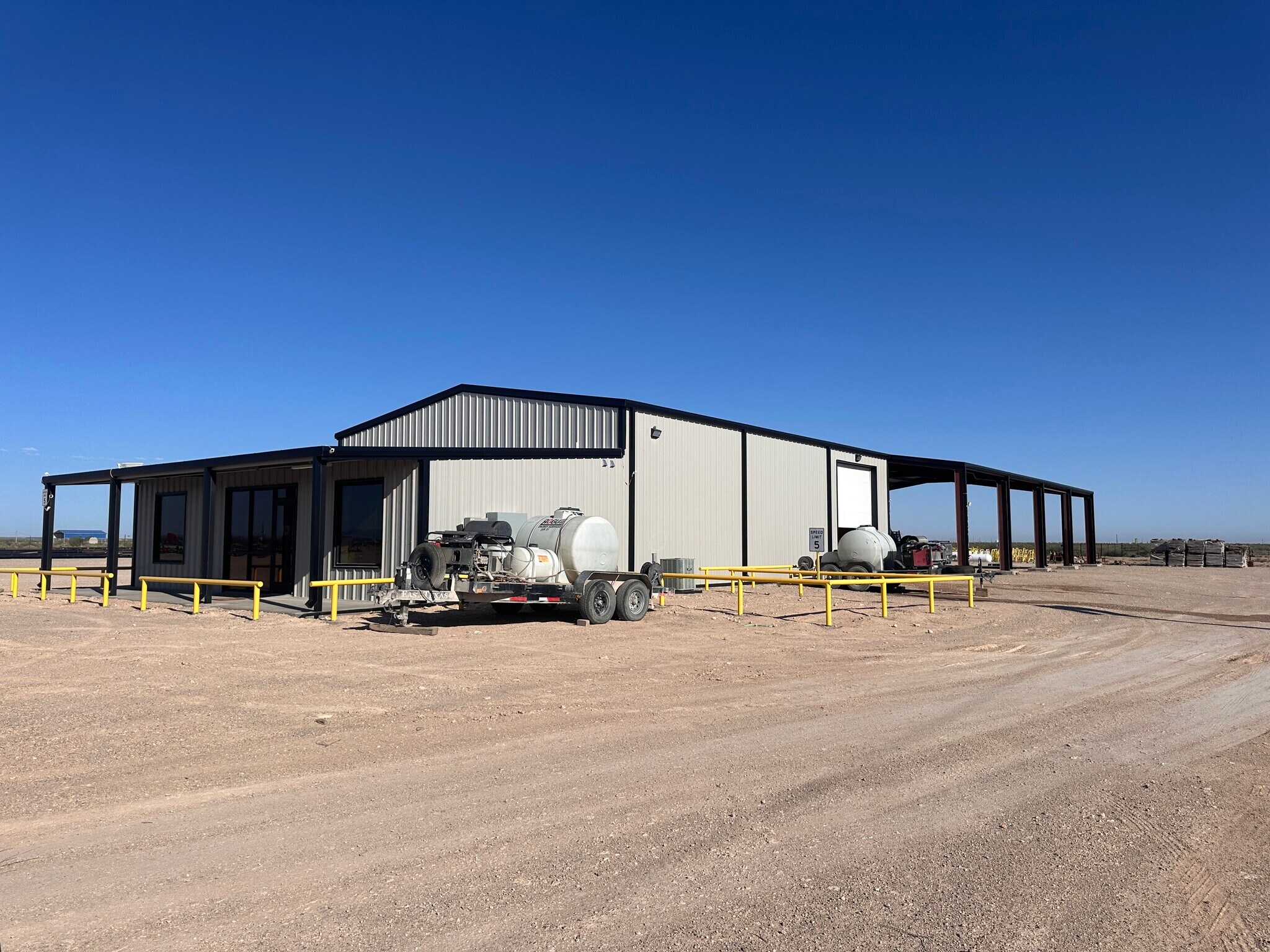 482 County Road 132, Pecos, TX for lease Building Photo- Image 1 of 13