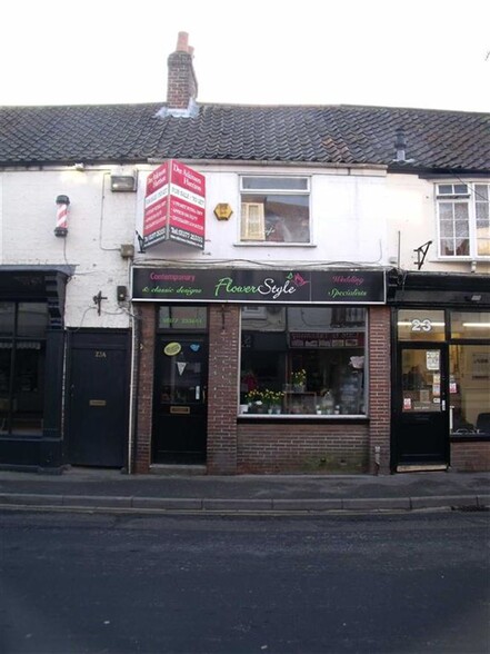 22 Mill St, Driffield for sale - Primary Photo - Image 1 of 1