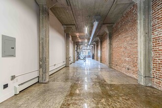 164 Townsend St, San Francisco, CA for lease Building Photo- Image 2 of 5