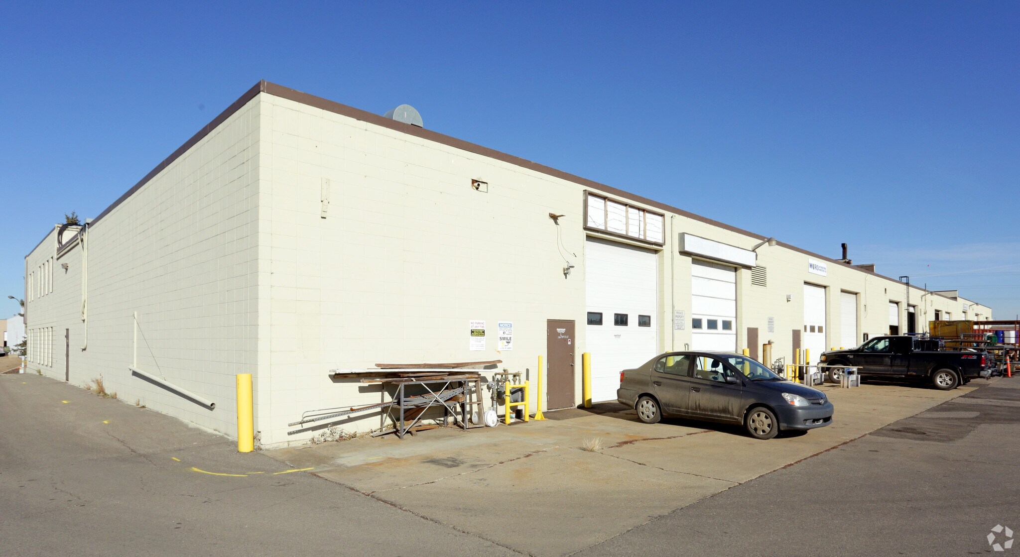 9817-9837 44th Av NW, Edmonton, AB for lease Building Photo- Image 1 of 2