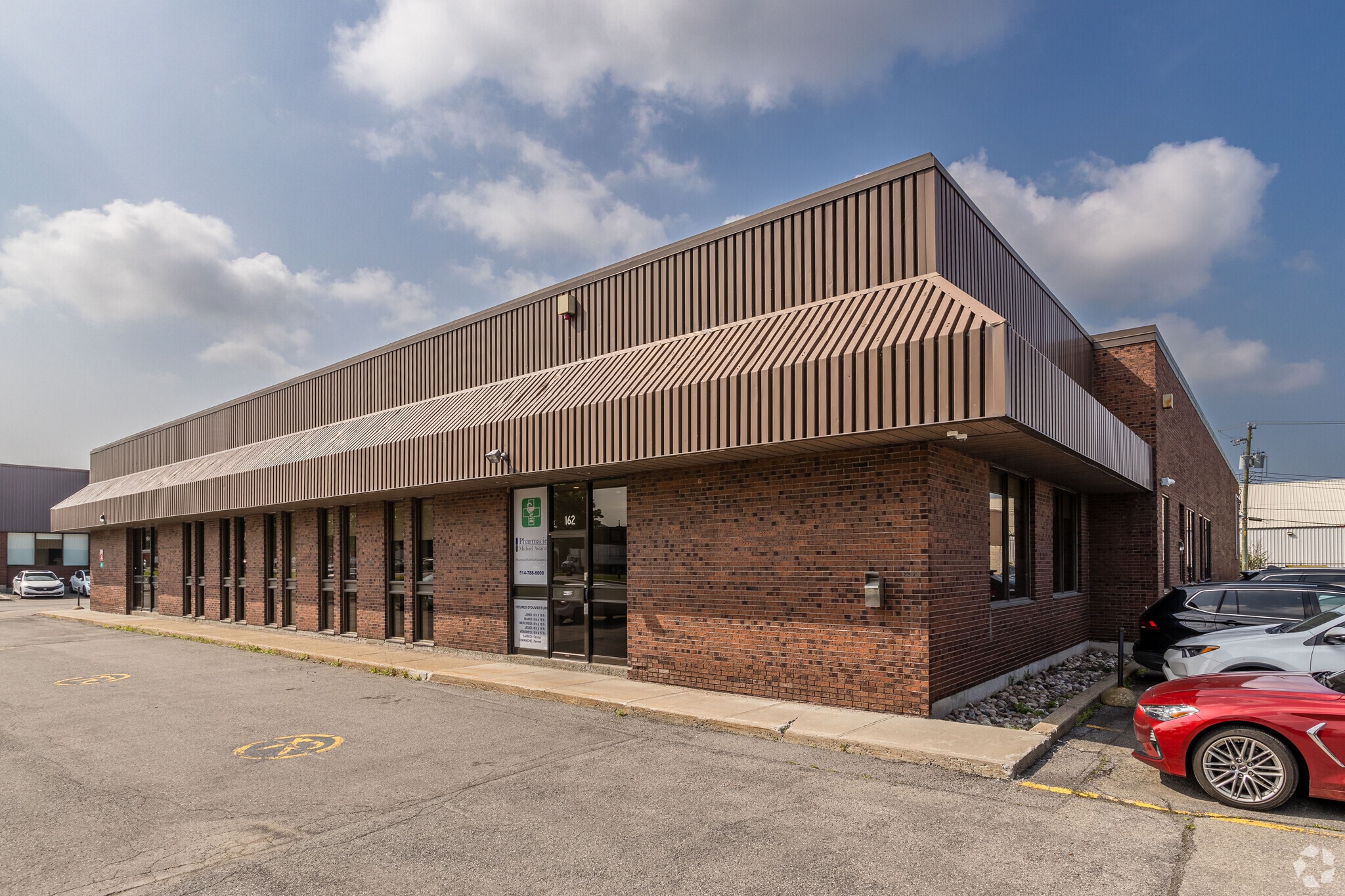 160-162 Rue Barr, Montréal, QC for sale Primary Photo- Image 1 of 1