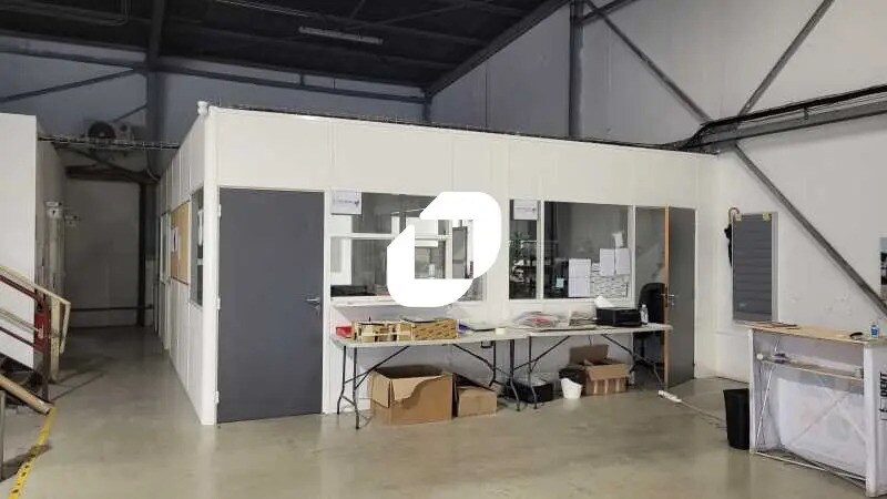 Industrial in Mérignac for lease - Building Photo - Image 3 of 8