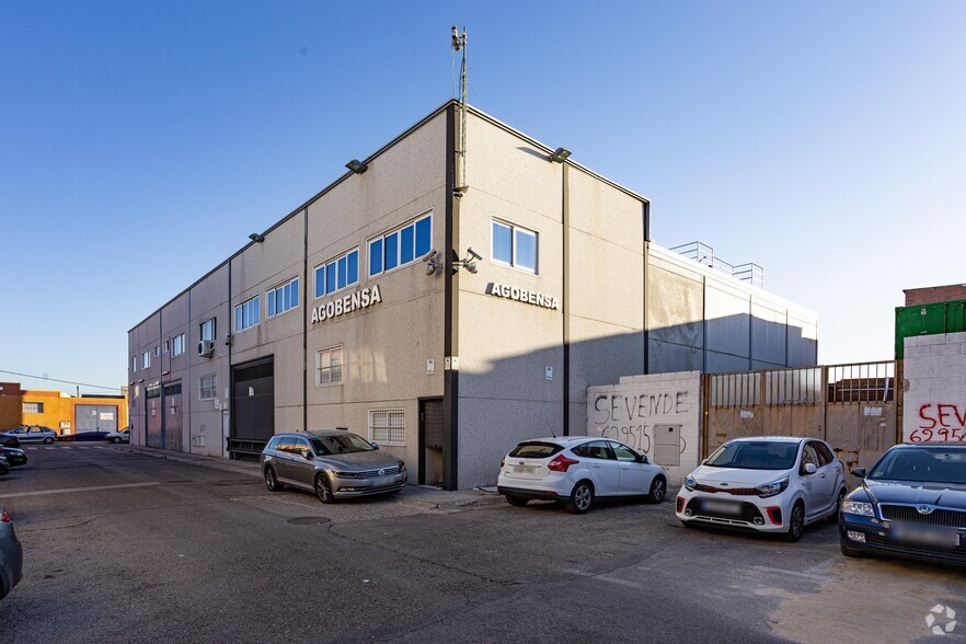 Calle Puerto De San Vicente, 1, Leganés, Madrid for sale - Building Photo - Image 2 of 2