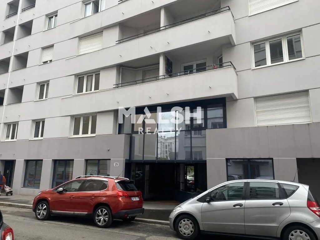 Vente Bureaux 144 m² - Photo 1