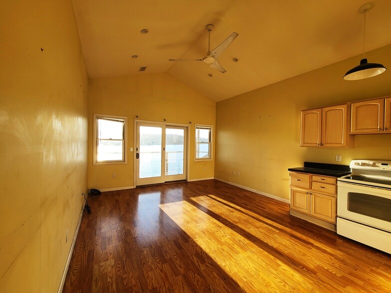 1 Horseshoe Lake Rd, Kauneonga Lake, NY for sale - Building Photo - Image 3 of 32