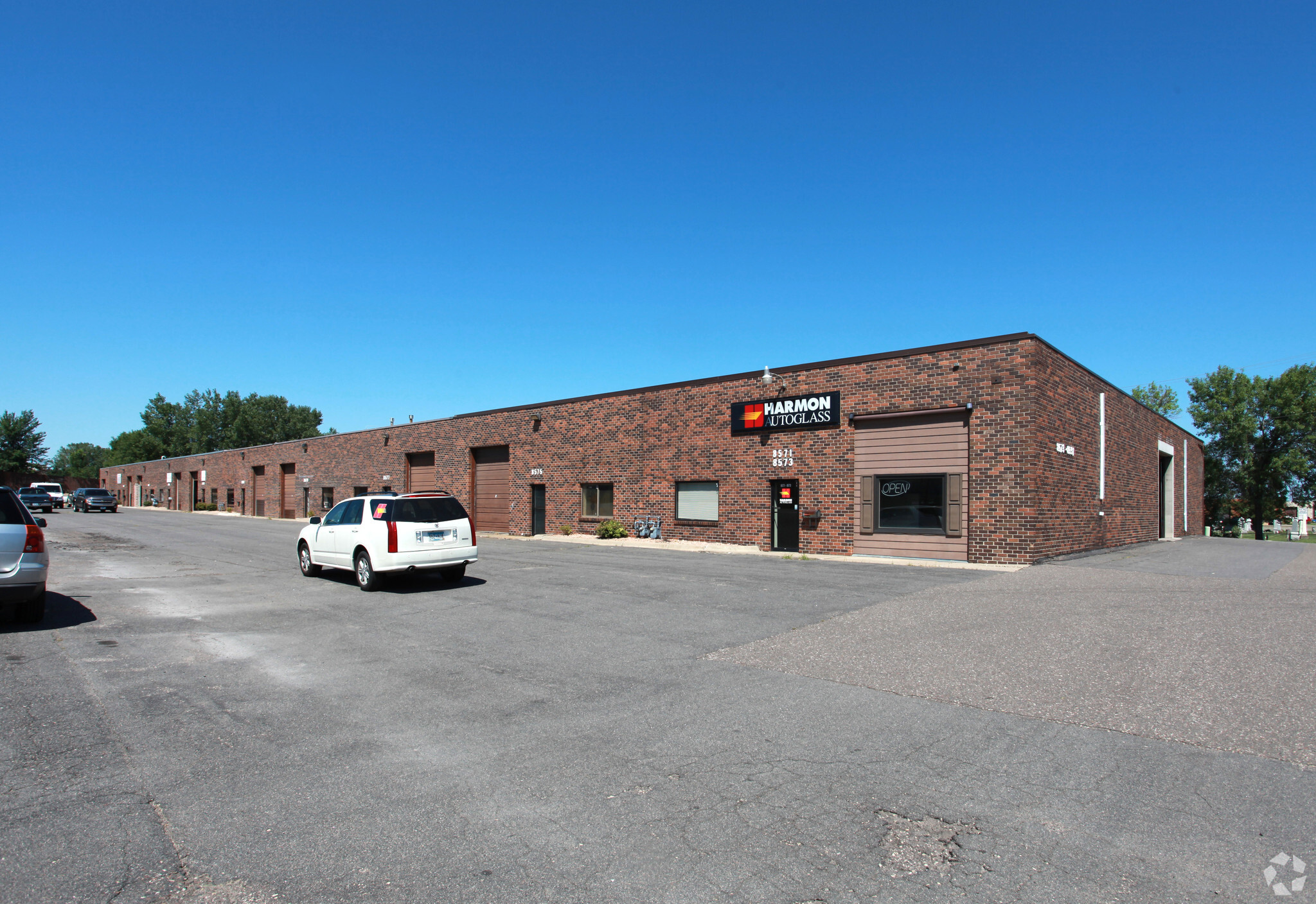 8573-8591 N Jefferson Hwy, Maple Grove, MN for lease Building Photo- Image 1 of 3