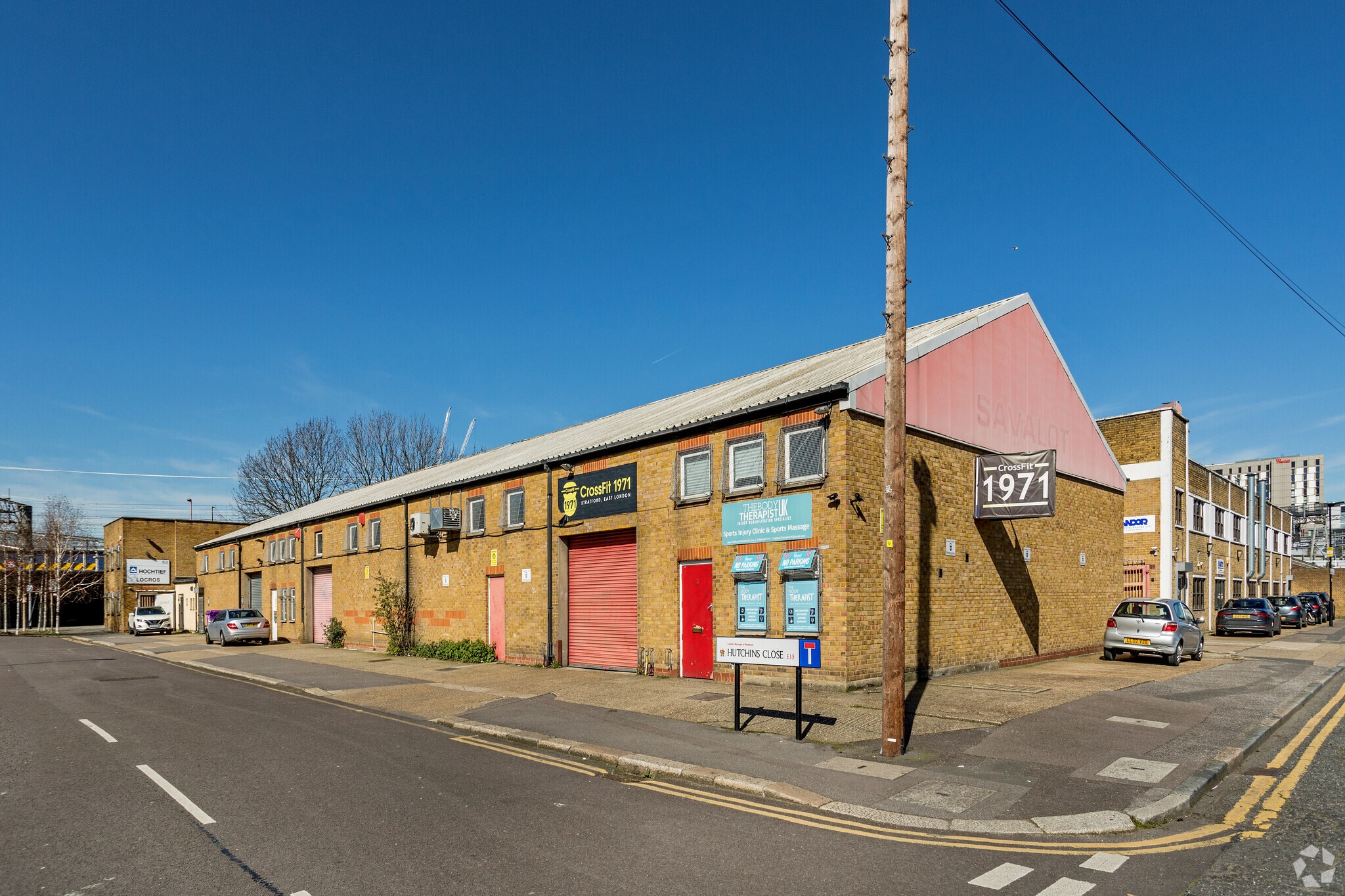 Hutchins Clos, London for sale Primary Photo- Image 1 of 1