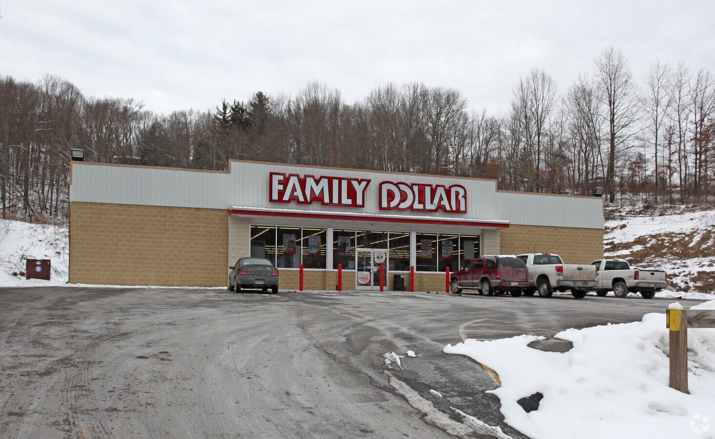 101 Commerce Dr, Mount Hope, WV, 25880 – Freestanding Property For Sale | www.realcorpinc.com