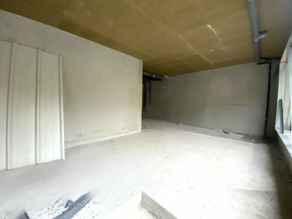 Retail in Nice for sale Interior Photo- Image 1 of 7