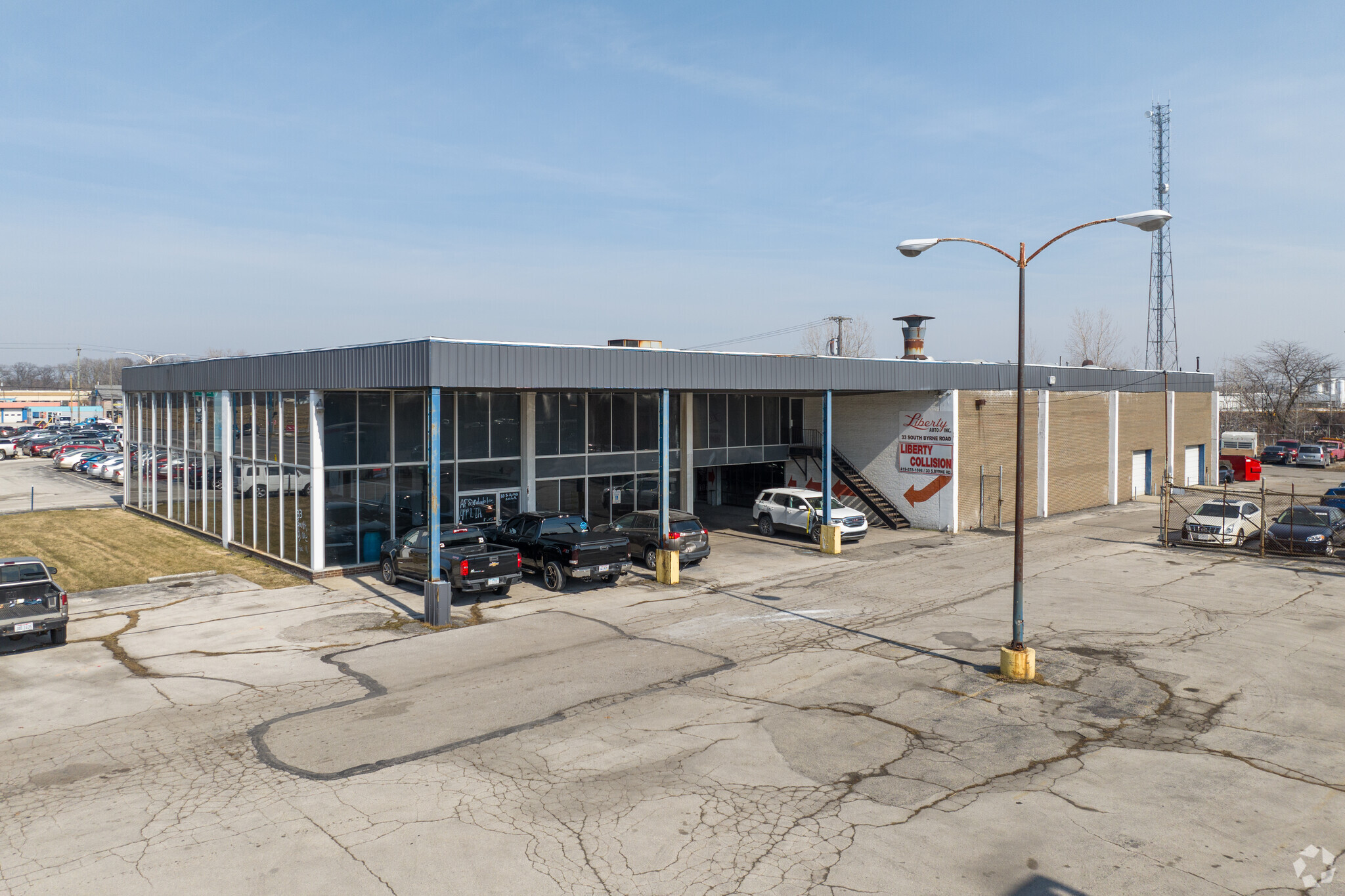 33 S Byrne Rd, Toledo, OH for lease Building Photo- Image 1 of 9