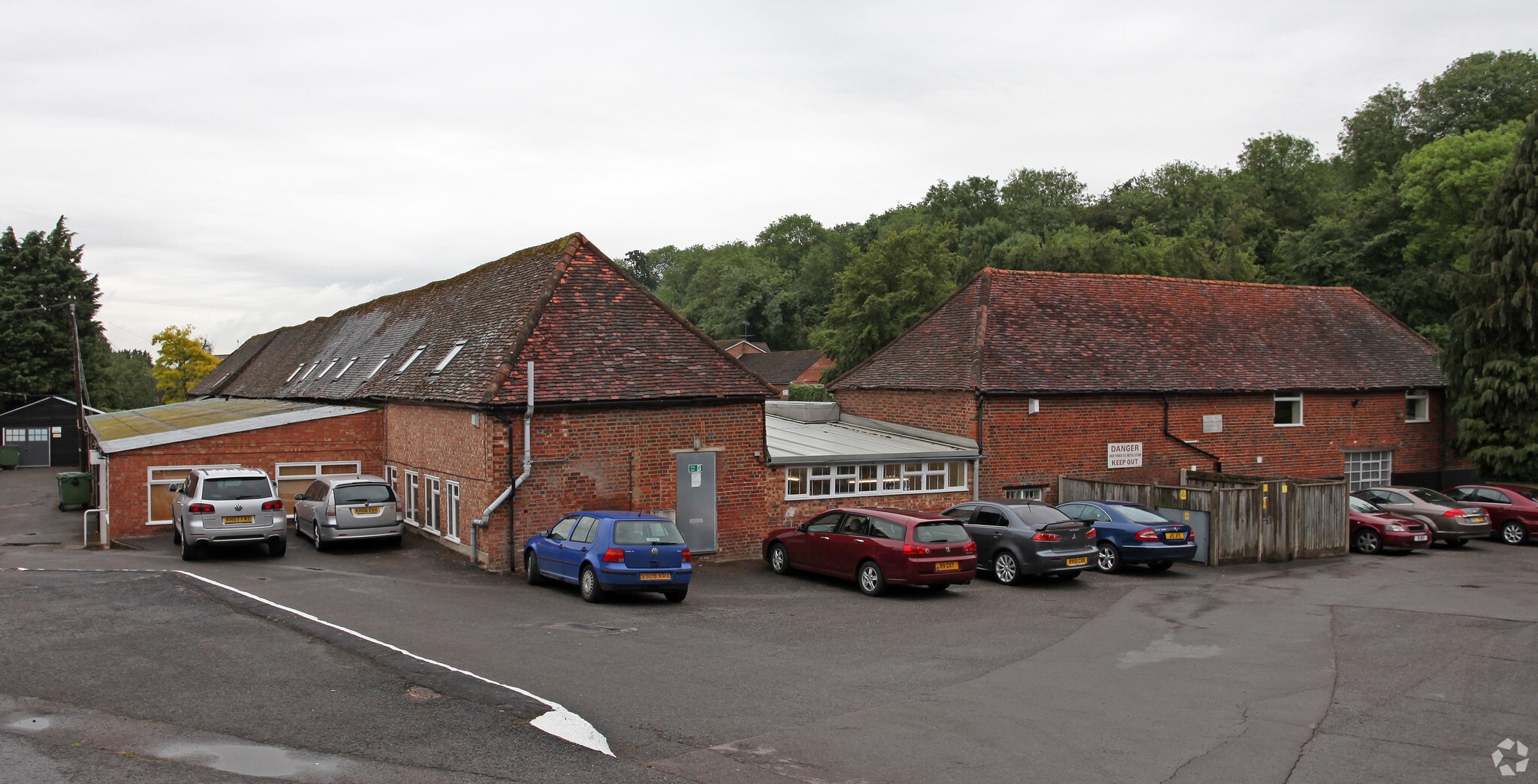 54 Marlow Bottom Rd, Marlow for sale Primary Photo- Image 1 of 1