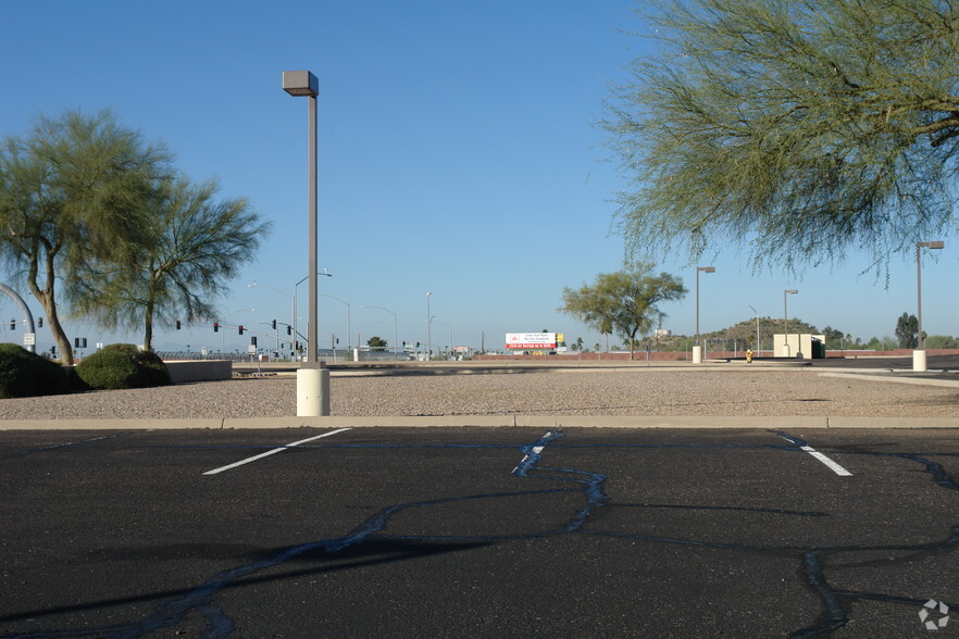 NEC Apache Trl & Loop 202, Mesa, AZ for sale - Primary Photo - Image 1 of 1