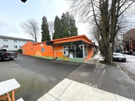 1502 SE Morrison St, Portland OR - Drive Through Restaurant