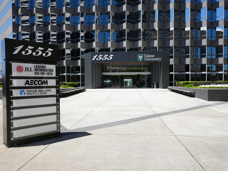 1555 Poydras St, New Orleans, LA for lease - Building Photo - Image 3 of 7