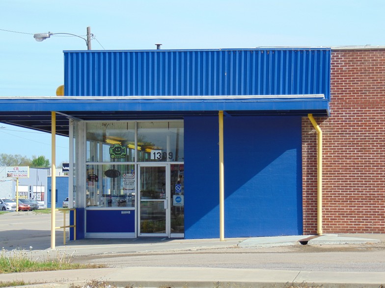 NAPA Auto Parts portfolio of 2 properties for sale on LoopNet.com - Building Photo - Image 3 of 3