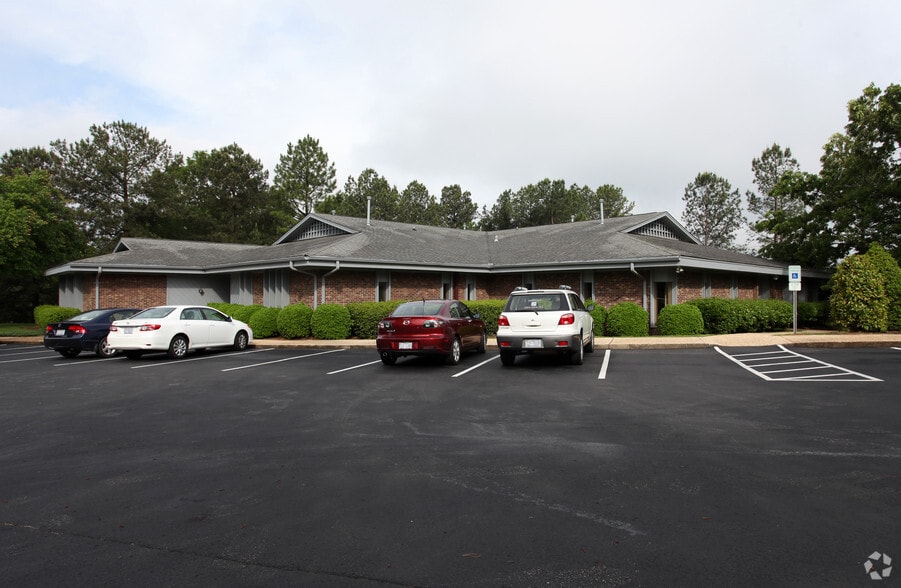 7000 Six Forks Rd, Raleigh, NC 27615