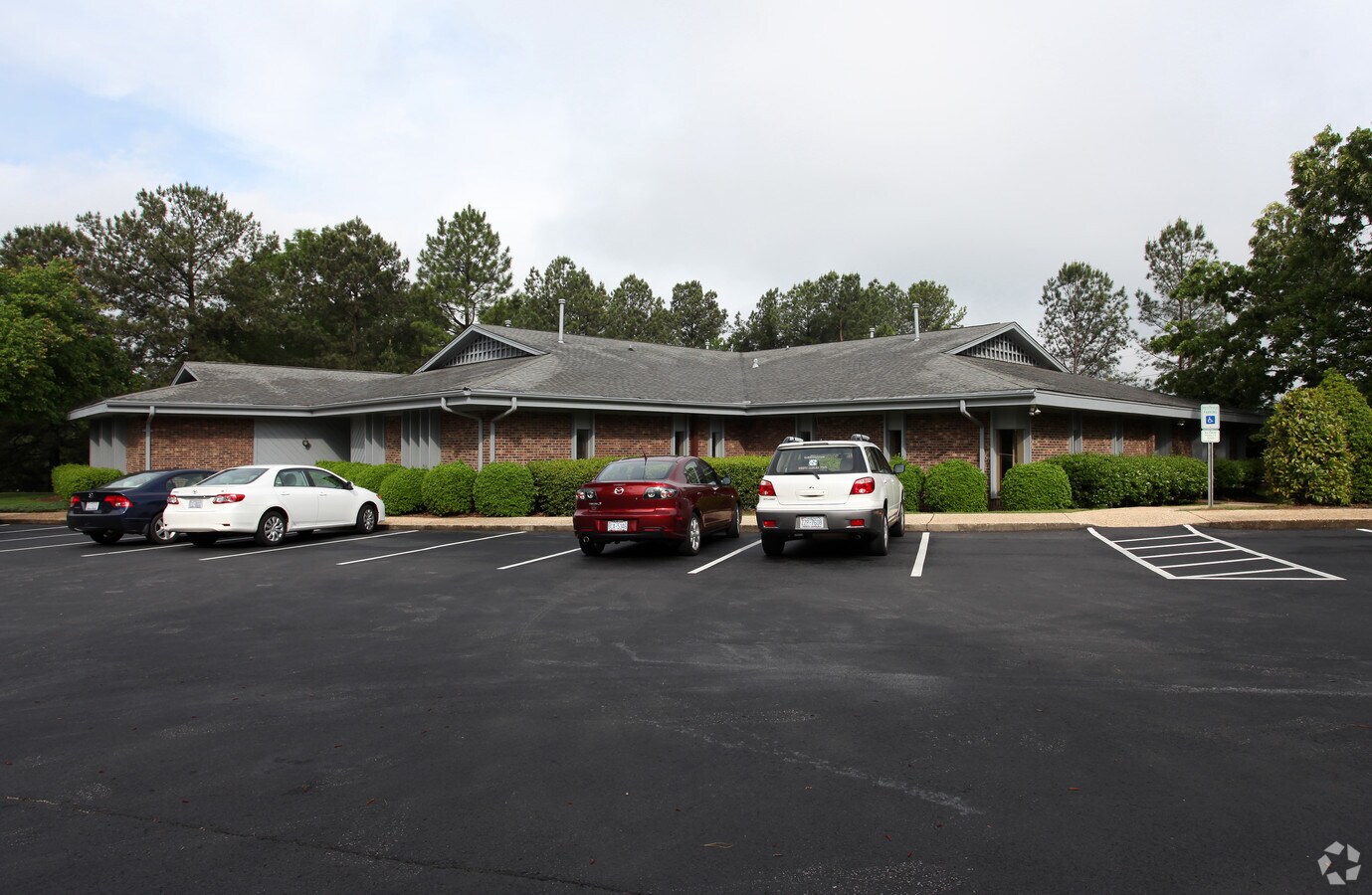 7000 Six Forks Rd, Raleigh, NC 27615